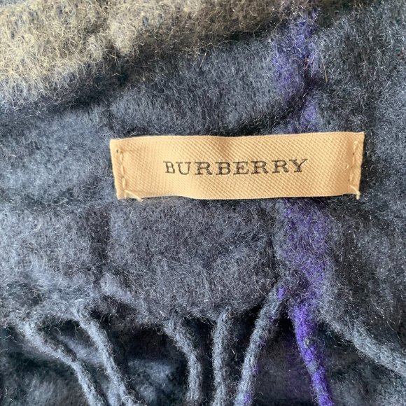 Cashmere Burberry Ruched Scarf - Picture 2 of 2